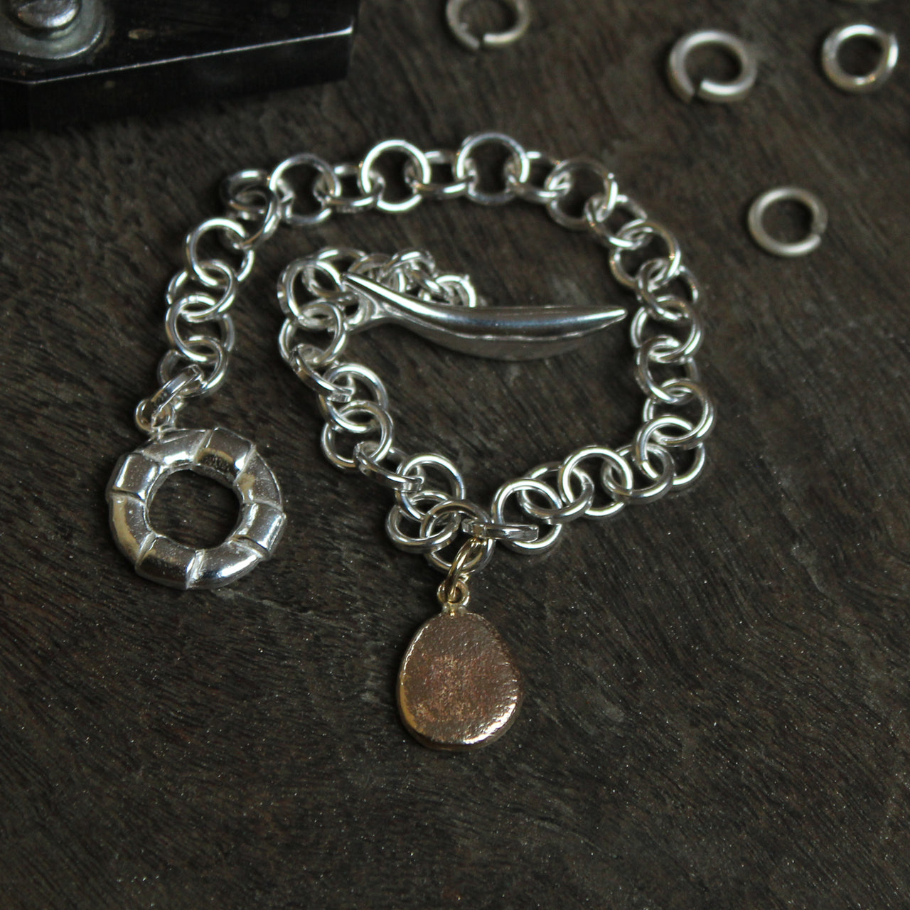 No.2 with single gold Bryher new pebble