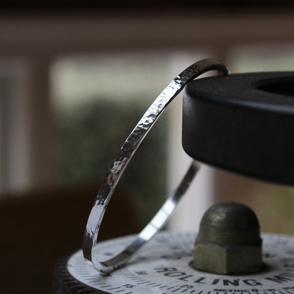 Textured bangle - hammered