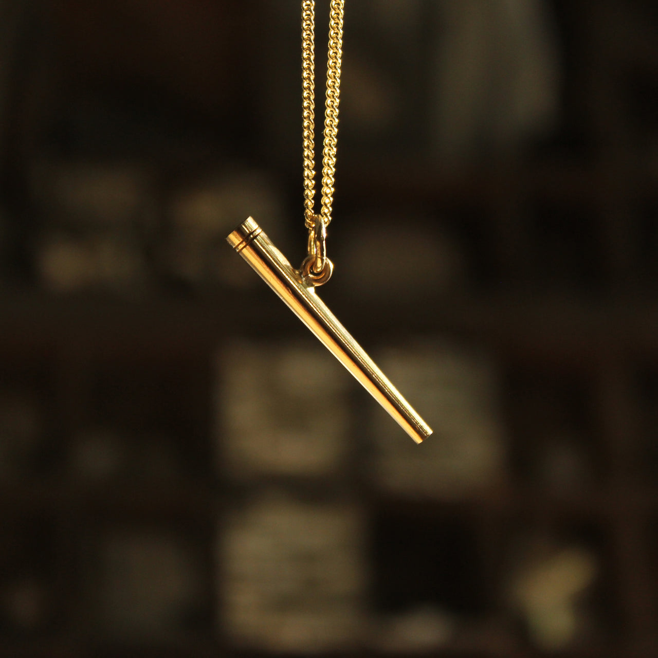 Thole pin charm - 9ct yellow gold