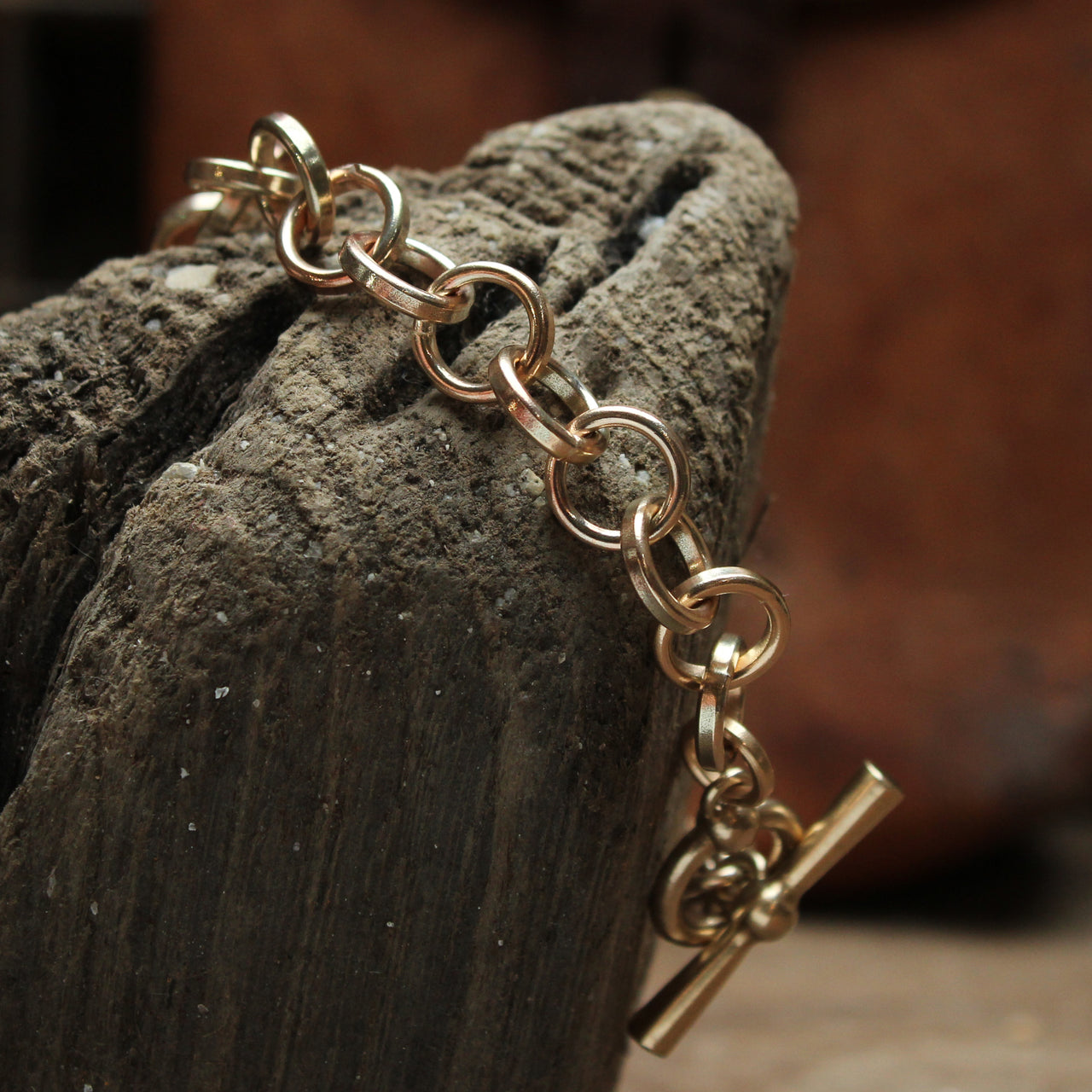 Gold wrist chain - No 4 with cleat & boat ring