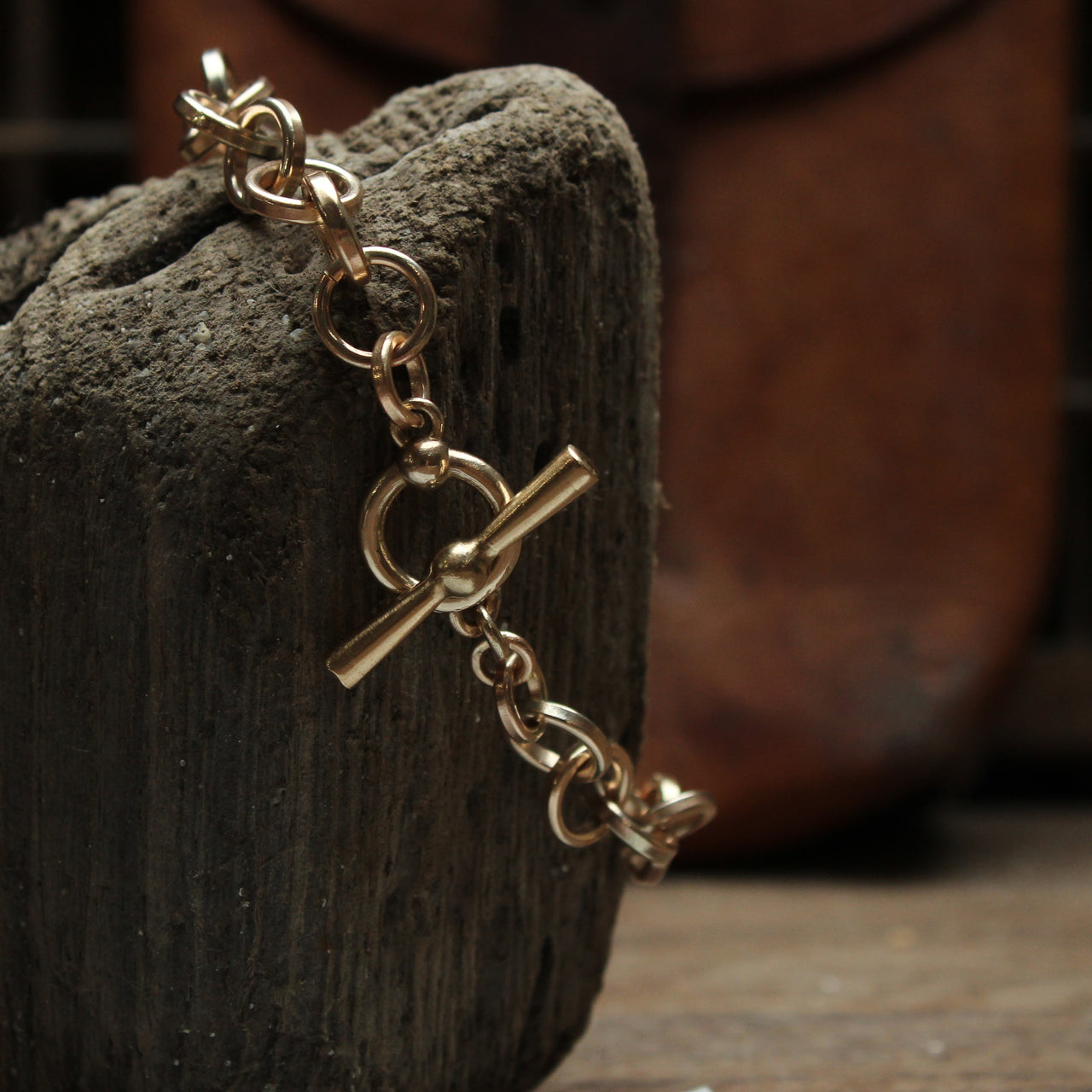 Gold wrist chain - No 4 with cleat & boat ring