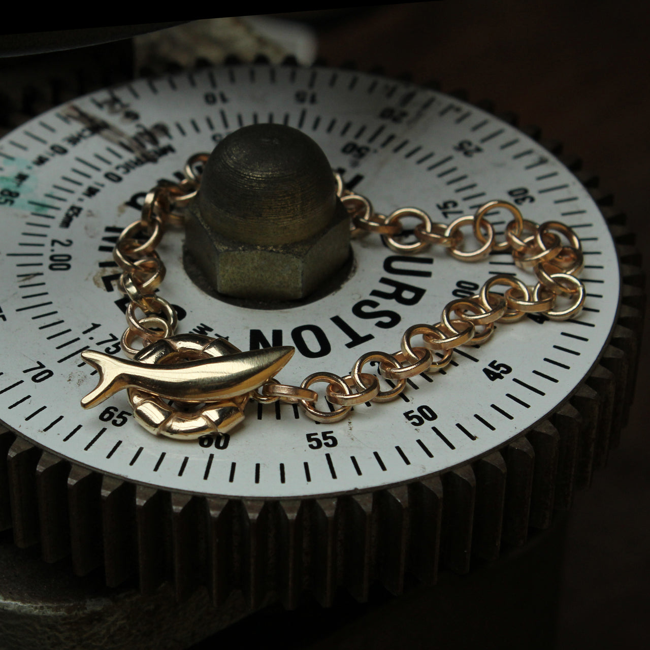 Gold wrist chain - No 2 with fish & buoy