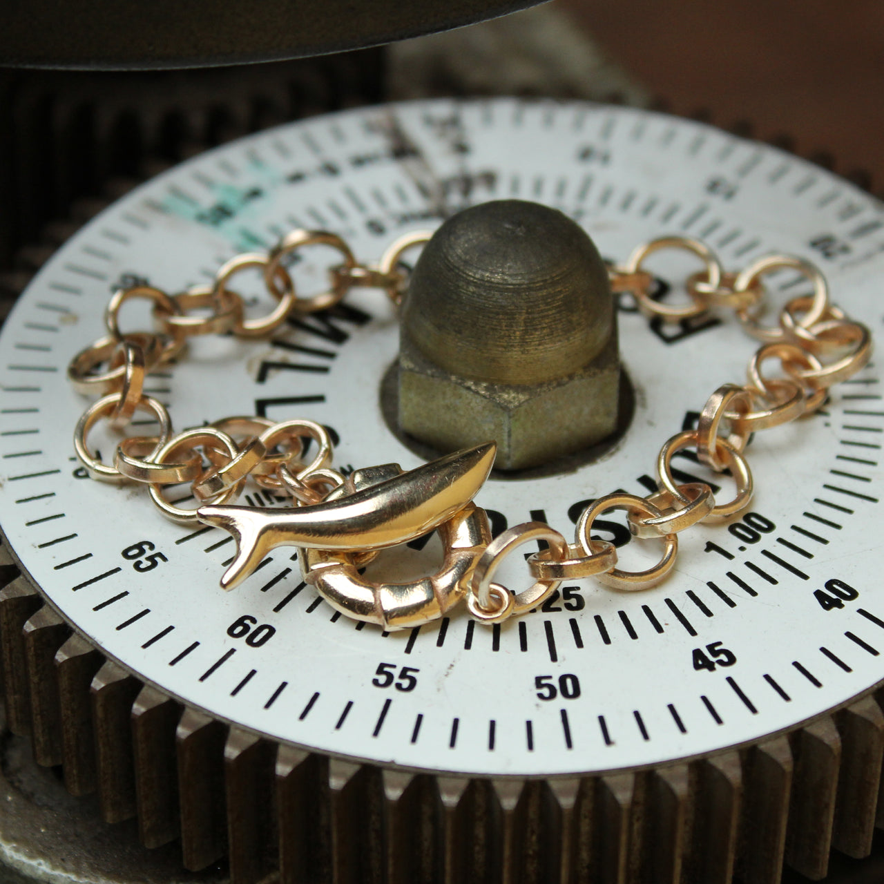 Gold wrist chain - No 3 with fish & buoy