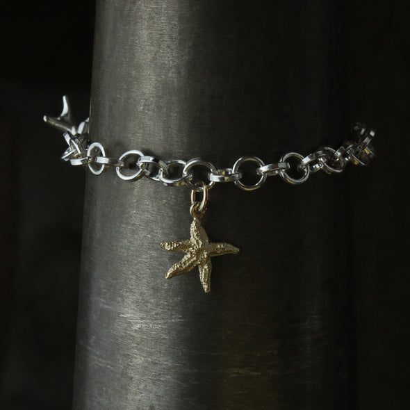 Wrist chain No.2 with solid 9ct gold tiny starfish