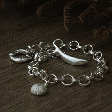 Wrist chain No.3 with St. Martin's little urchin