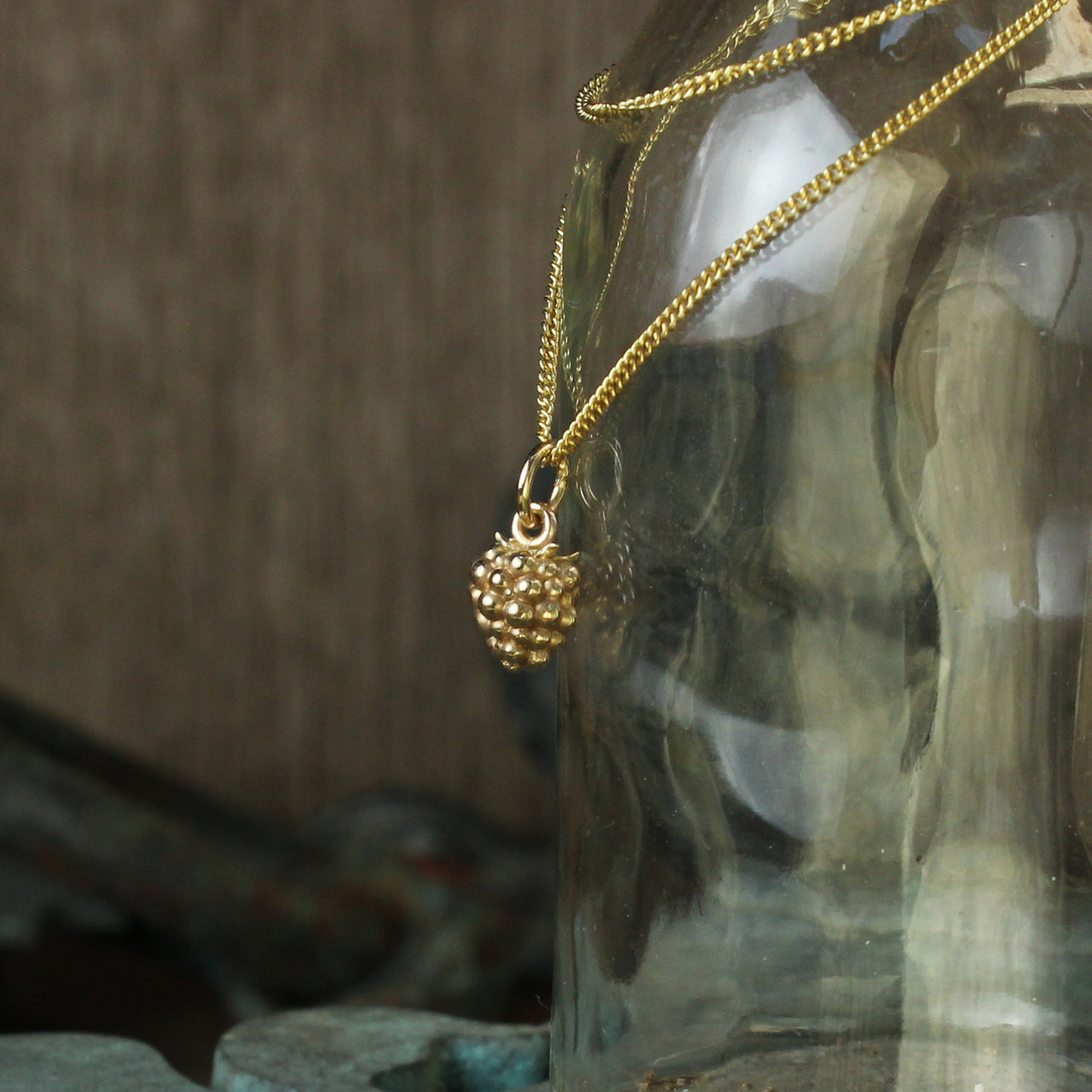 Blackberry charm - small - solid 9ct gold